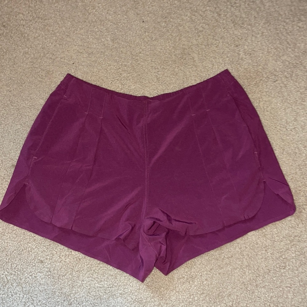 Maroon lululemon shorts